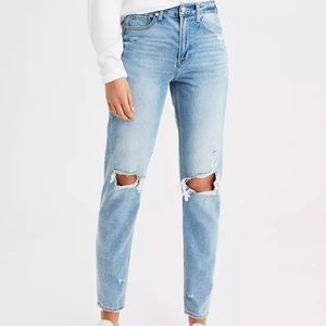 American eagle ripped mom jean!